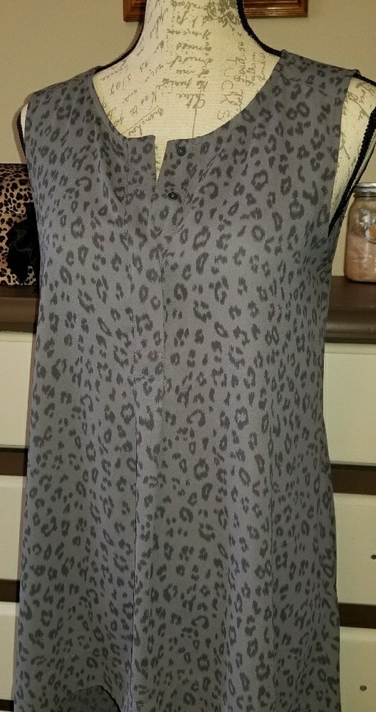 H&M High/Low sleeveless leapord print top